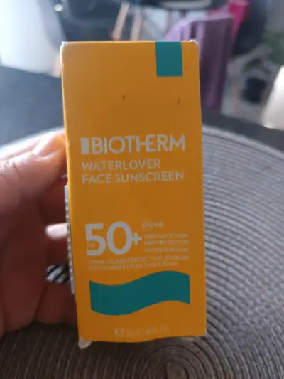 Protector solar facial Biotherm SPF 50+ - miniatura 1