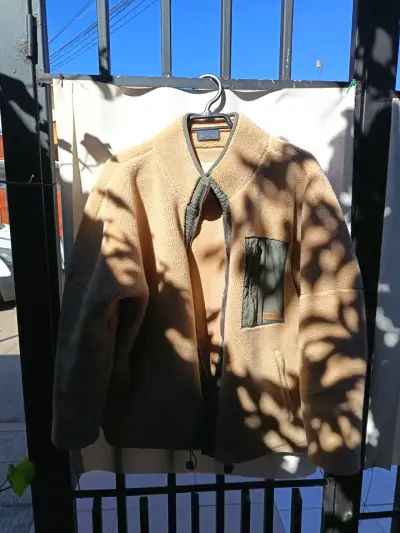 Chaqueta de lana beige - miniatura 1