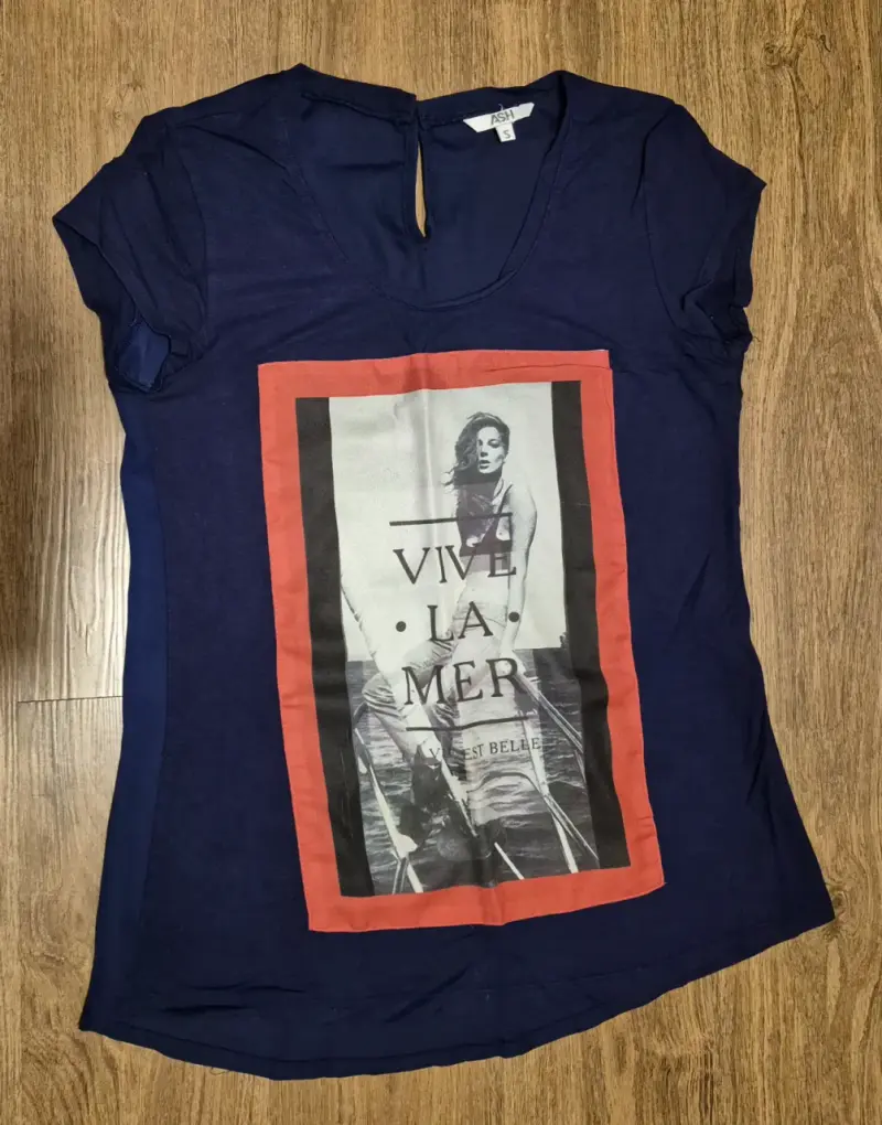Polera azul estampada 'Vive la Mer' - 1