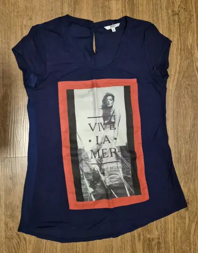 Polera azul estampada 'Vive la Mer' - miniatura 1