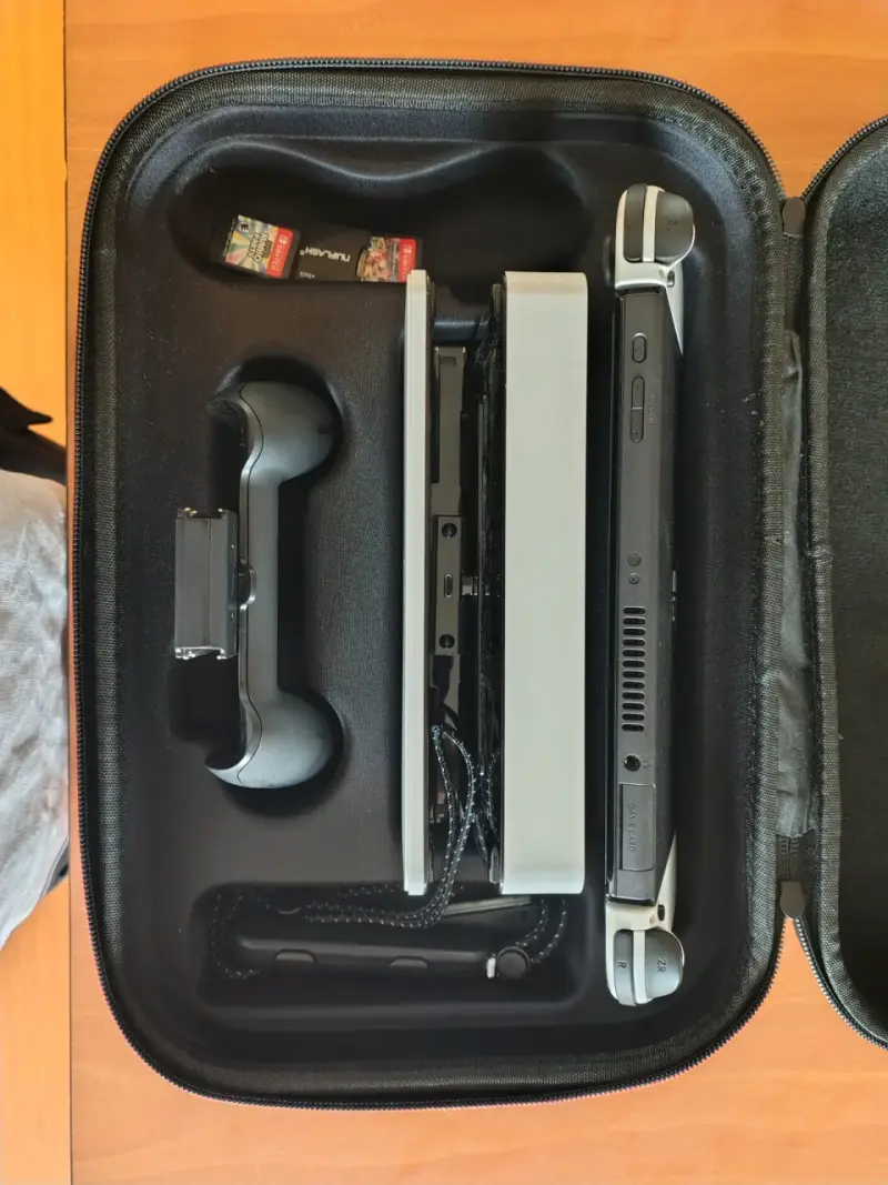 Consola Nintendo Switch con accesorios - 2