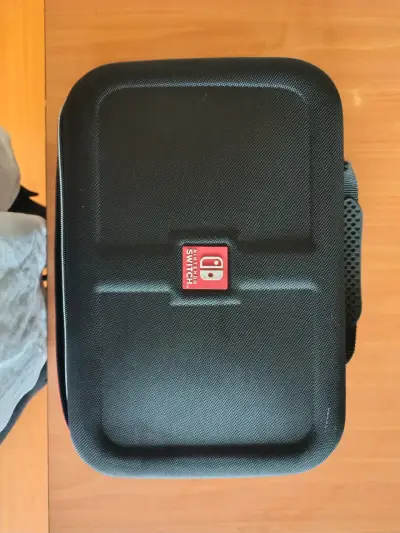 Consola Nintendo Switch con accesorios - miniatura 3