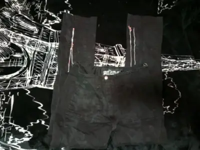 Pantalones negros bat attack - miniatura 1