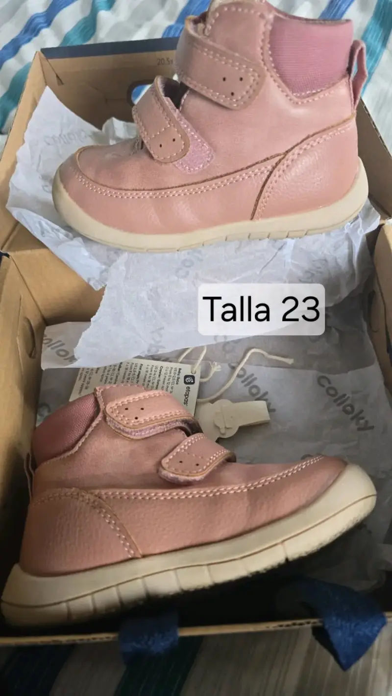 Botines rosados para niña talla 23