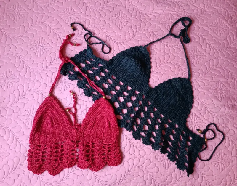 Tops de crochet negro y rojo