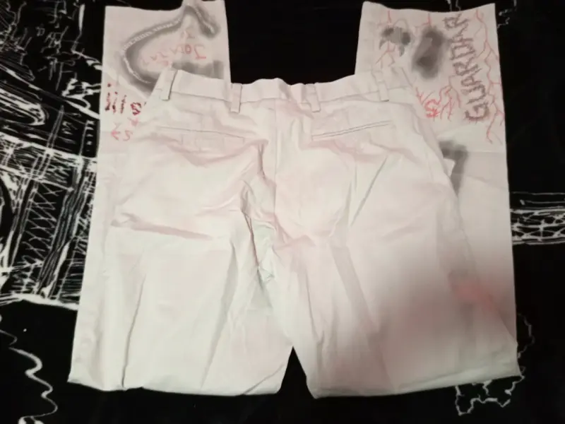 Pantalones blancos customizados - 2