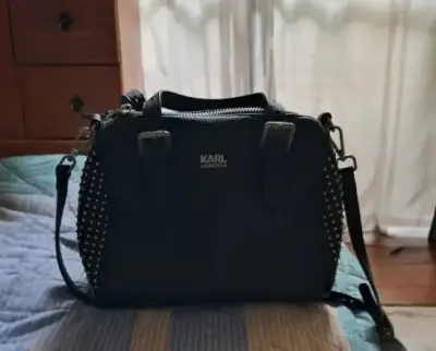 Bolso negro Karl Lagerfeld - miniatura 1