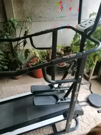 Caminadora manual plegable - miniatura 4