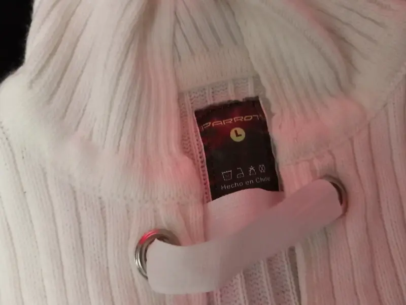 Suéter blanco con detalle de aros - 2