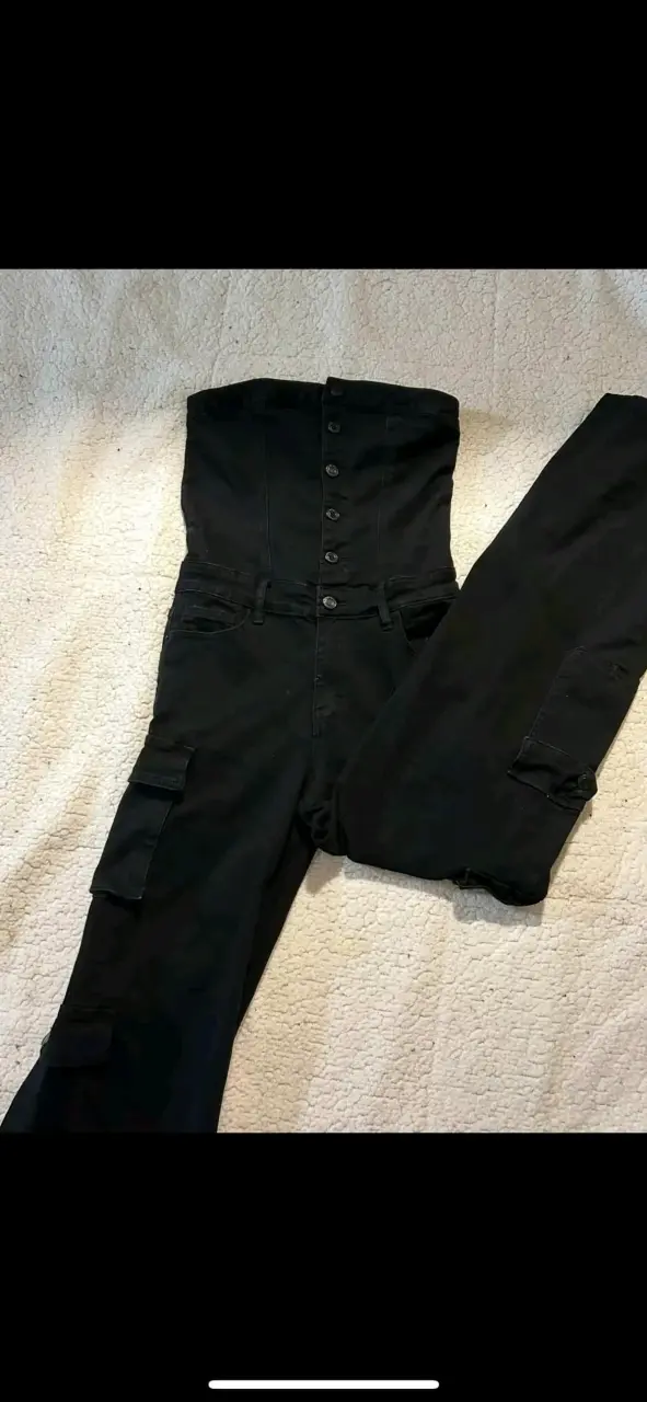 Enterito negro con bolsillos