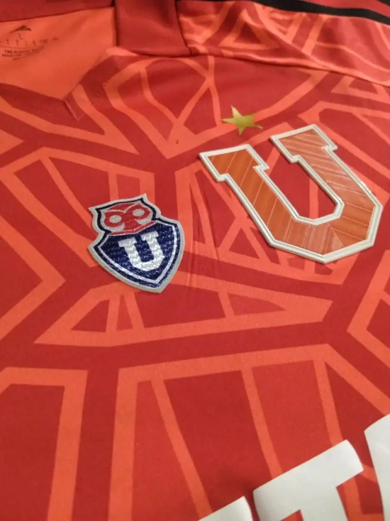 Camiseta U de Chile - 2