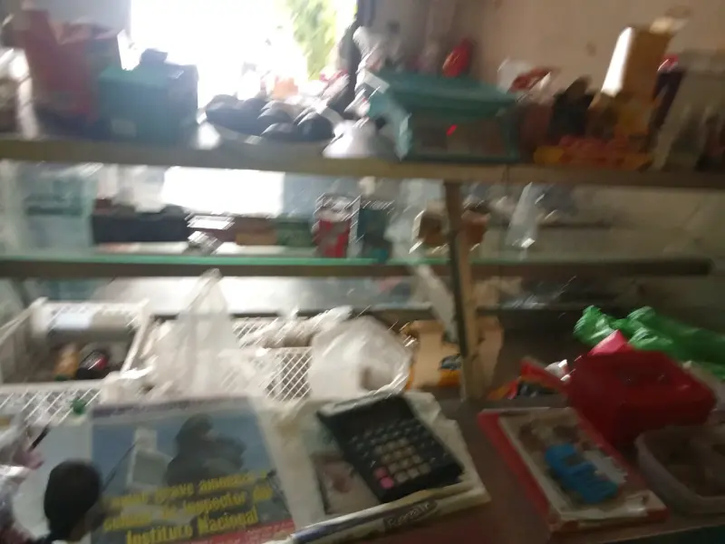 Mostrador de vidrio para tienda - 4