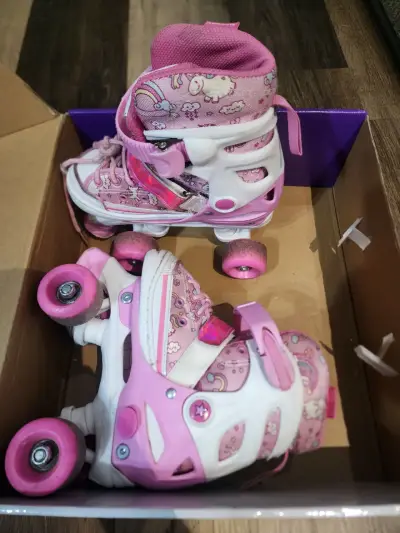 Patines rosados con protecciones - miniatura 2