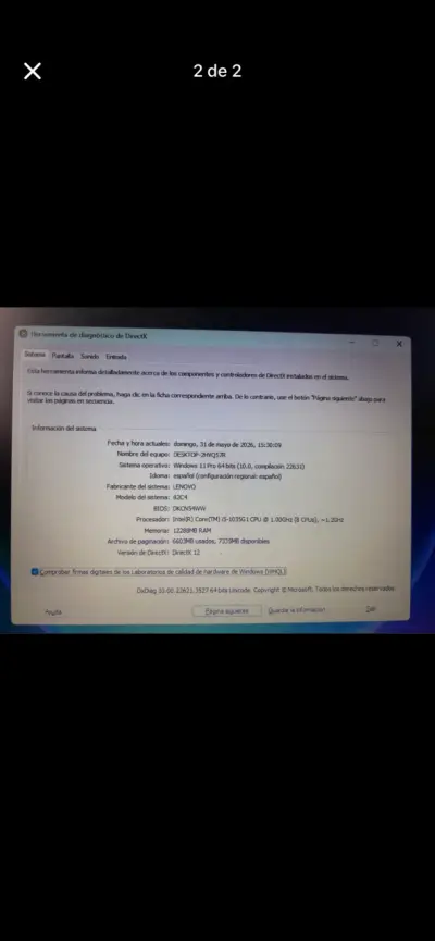 Laptop Lenovo con diseño grafico - miniatura 2