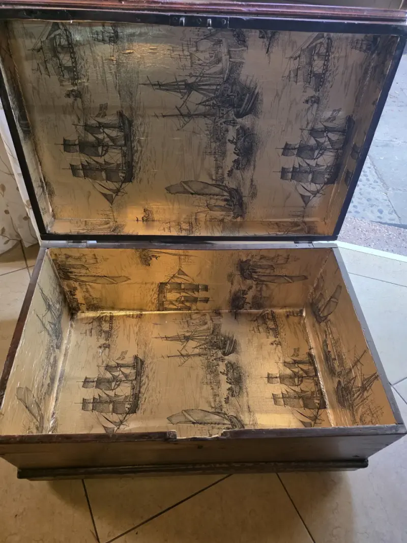 Baúl de madera antiguo - 2