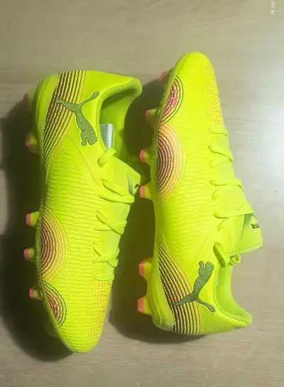 Zapatillas fútbol Puma Talla 40 (25.5 cm) - miniatura 1