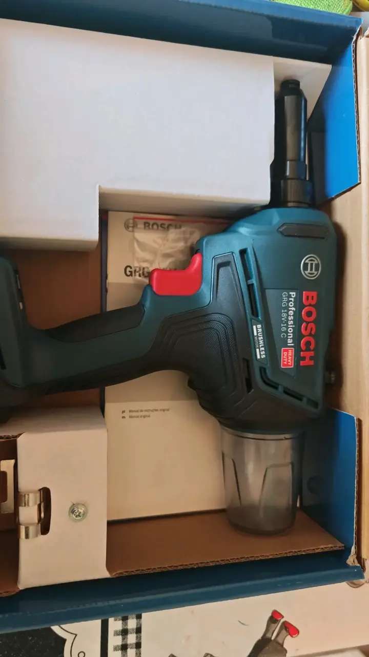 Remachadora a batería Bosch 18V - 2