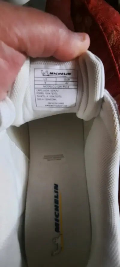Zapatillas michelin blancas con detalles verdes - miniatura 2