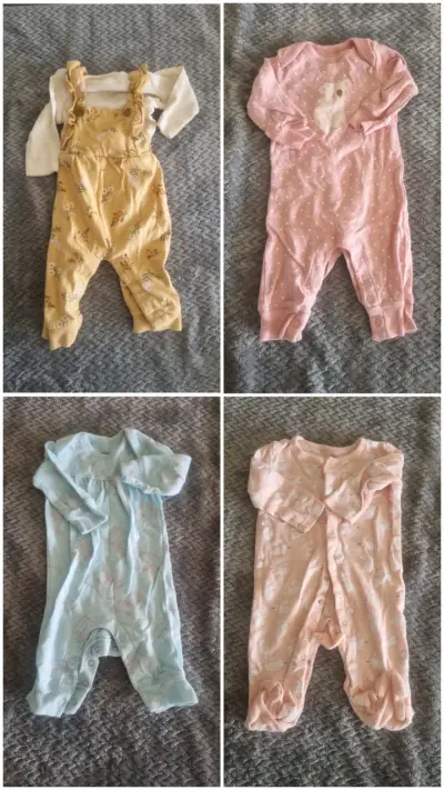 Enteritos y bodys 3 meses - miniatura 1