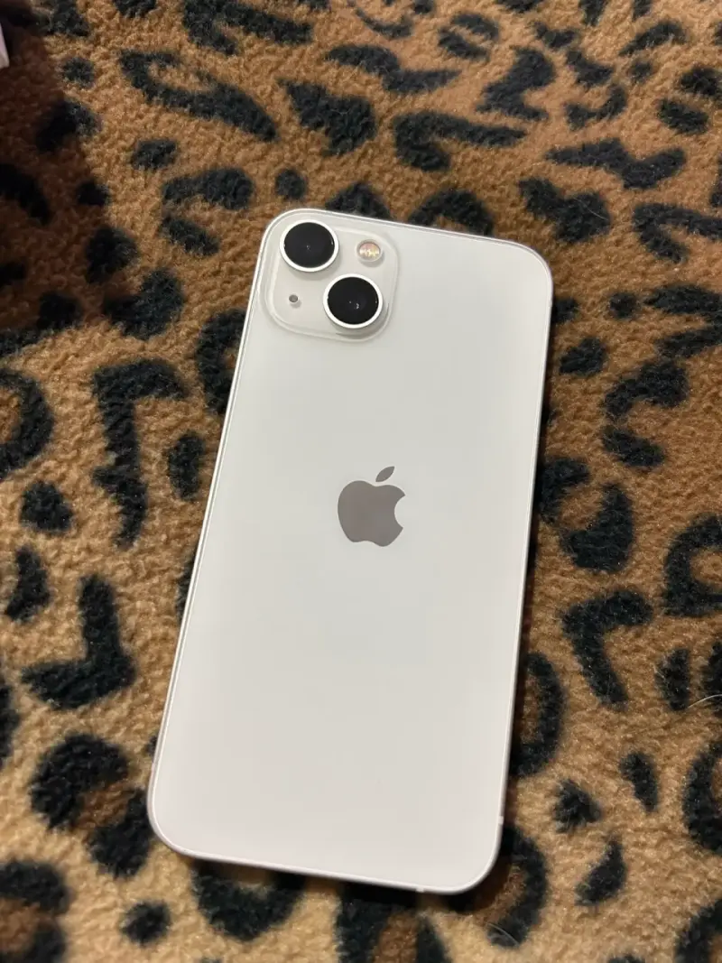 iPhone 13 128g - 2
