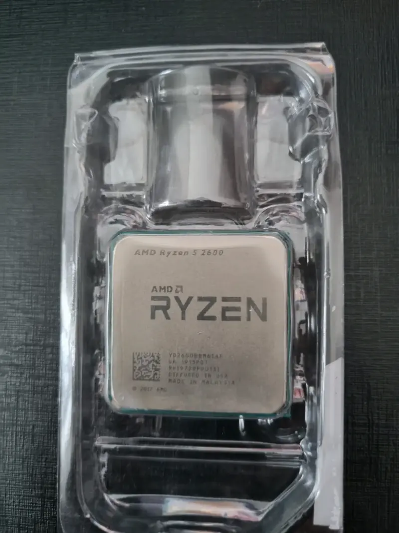 Procesador AMD Ryzen 5 2600 - 1