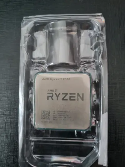 Procesador AMD Ryzen 5 2600 - miniatura 1