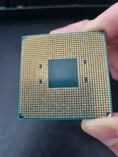 Procesador AMD Ryzen 5 2600 - miniatura 2