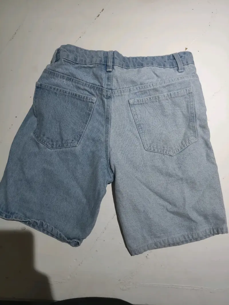 Shorts de mezclilla azul claro - 2