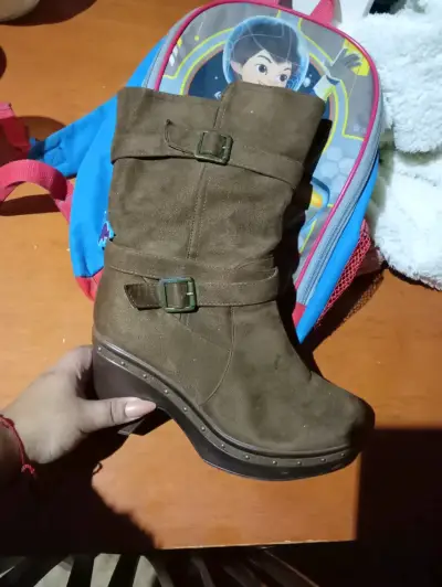 Botas marrones de taco alto - miniatura 4