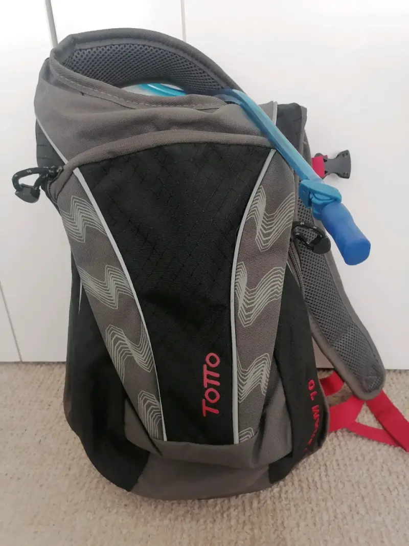 🚴♂️ MOCHILA DE HIDRATACIÓN TOTTO TERANI + CAMELBACK - 1