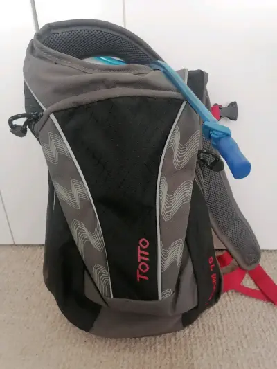 🚴‍♂️  MOCHILA DE HIDRATACIÓN TOTTO TERANI + CAMELBACK - miniatura 1