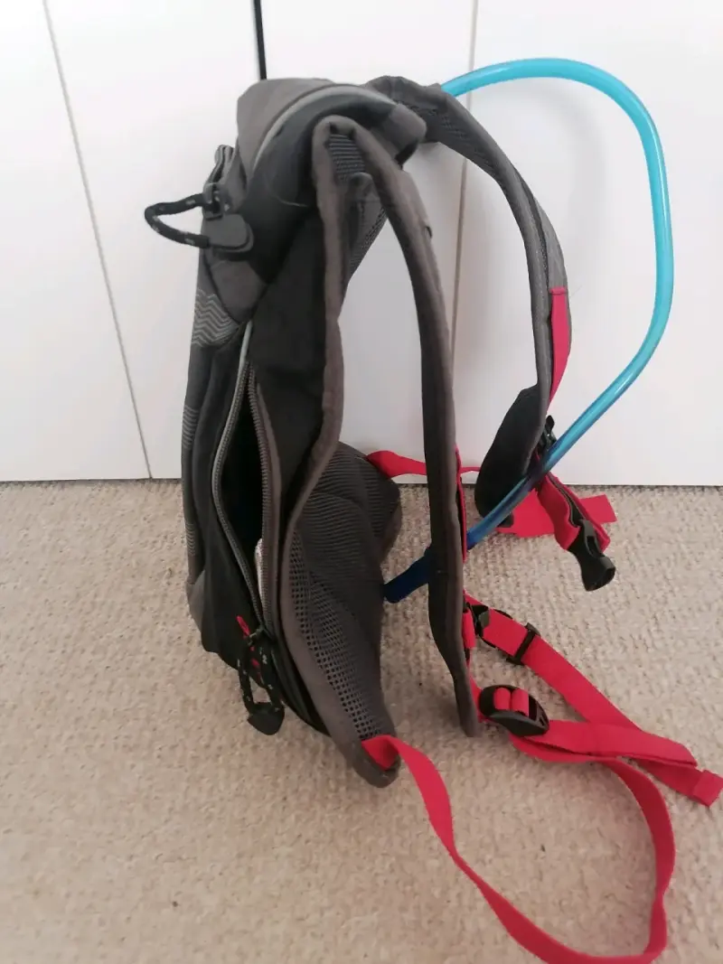 🚴♂️ MOCHILA DE HIDRATACIÓN TOTTO TERANI + CAMELBACK - 2
