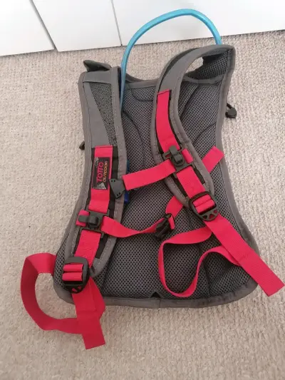 🚴‍♂️  MOCHILA DE HIDRATACIÓN TOTTO TERANI + CAMELBACK - miniatura 4