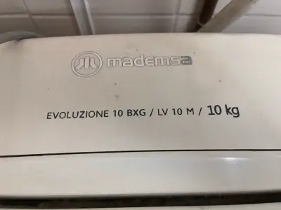 Lavadora automática blanca maderas 10 kg - miniatura 2