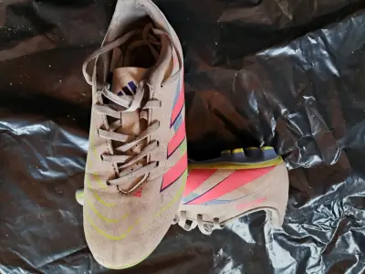 Zapatos de fútbol N°35 - miniatura 1