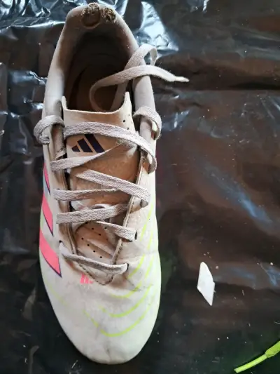 Zapatos de fútbol N°35 - miniatura 5