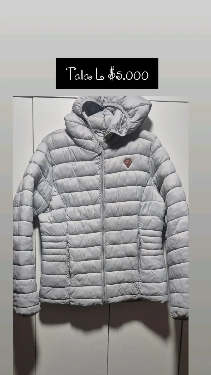 Chaqueta acolchada gris mujer