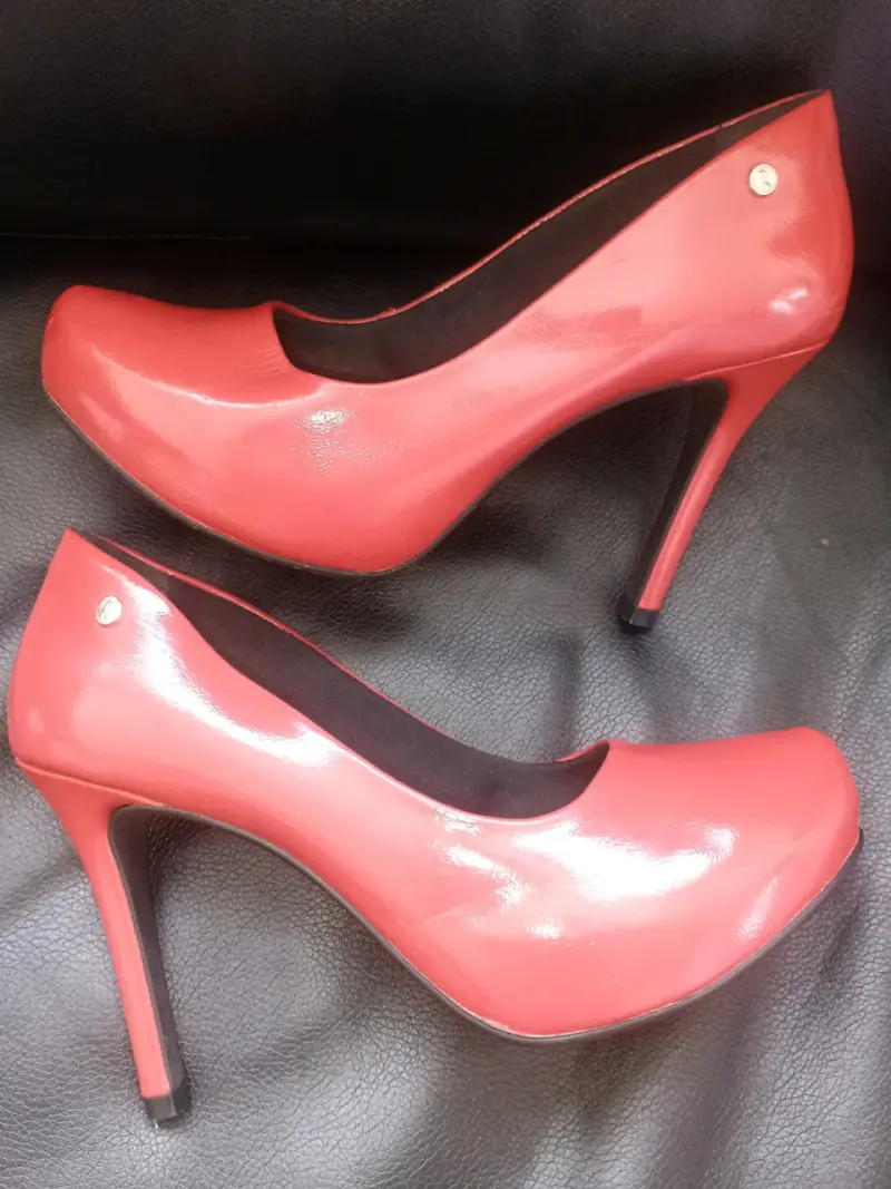 Zapato de tacón rojo - 4