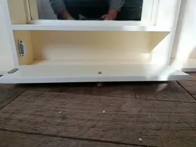 Espejo de pared con cajones y luz - miniatura 3