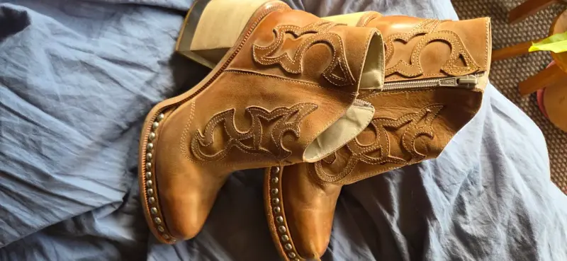 Botines de cuero camel con tacón - 5