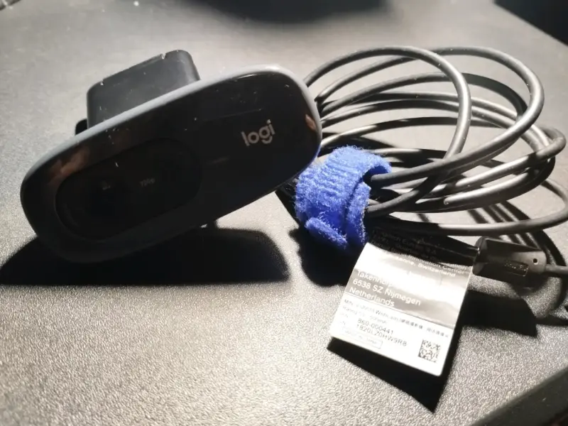 Cámara web Logitech con USB - 2