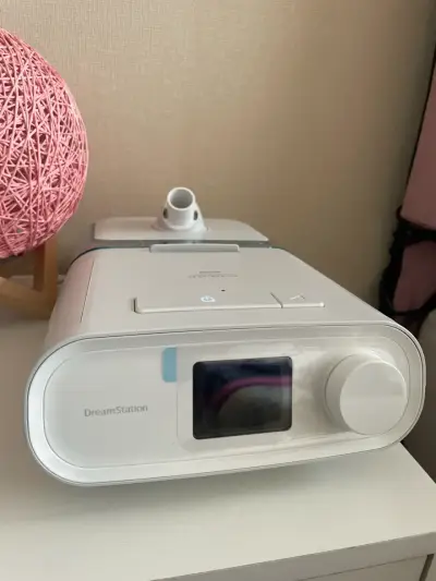 Máquina Auto CPAP DreamStation Philips - miniatura 1