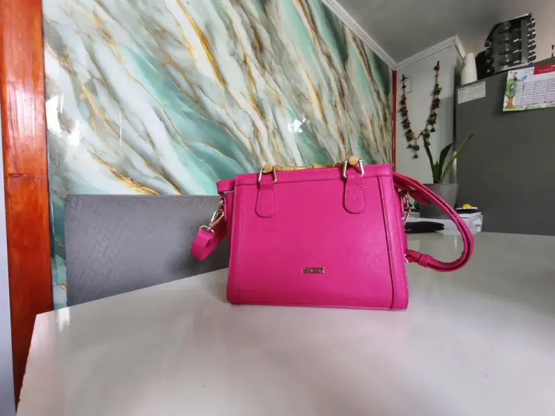 Cartera rosada Secret elegante - 1