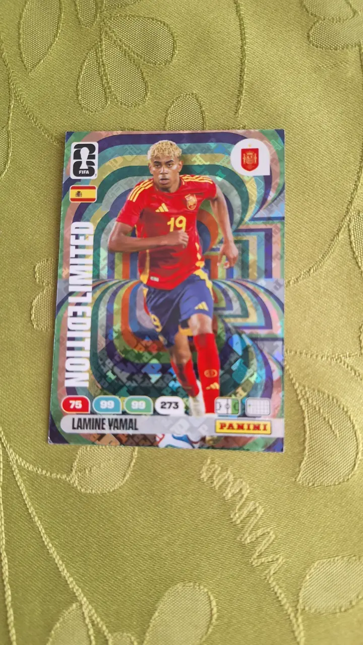 Carta Coleccionable Panini Edición Limitada Yamal