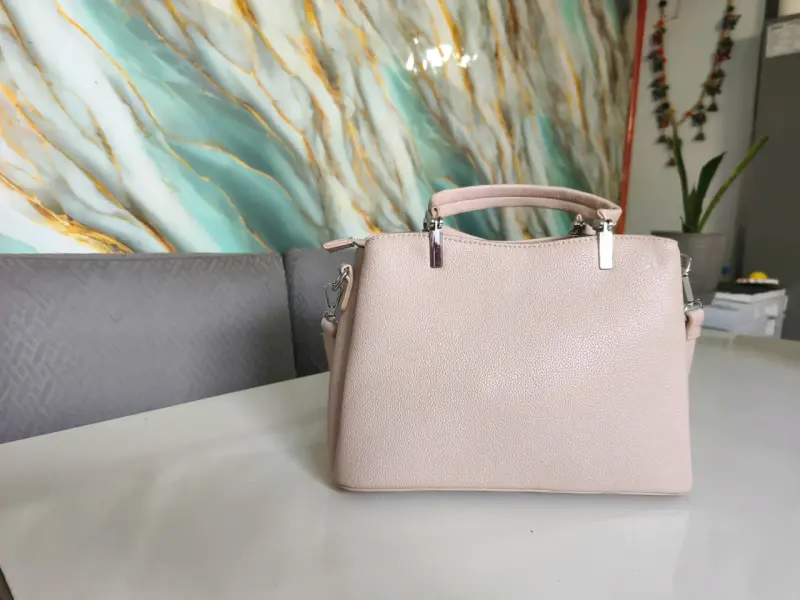 Cartera beige elegante call spring - 1