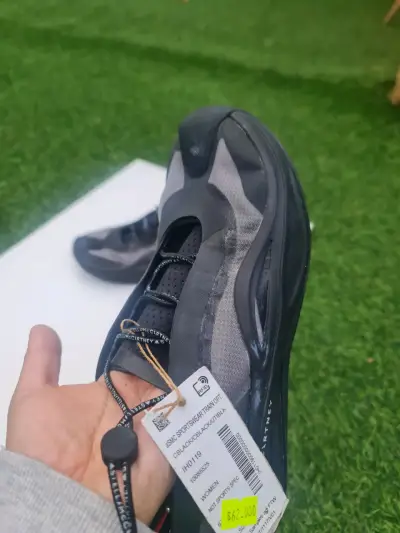 Zapatillas deportivas negras - miniatura 1