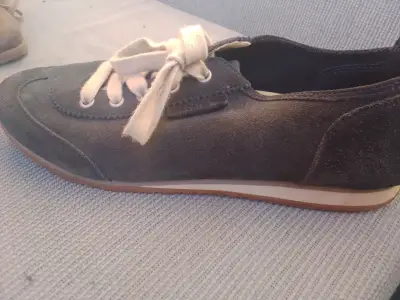 Zapatillas de gamuza azul oscuro - miniatura 1
