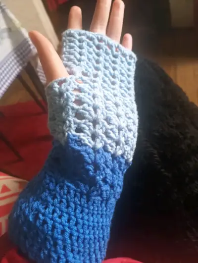 Guantes tejidos "Cloud Gloves" azul - miniatura 2