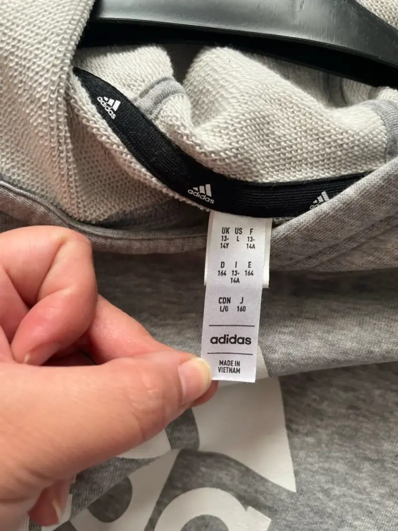 Polerón Adidas gris Talla L niño 14-16y - 2