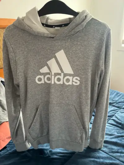 Polerón Adidas gris Talla L niño 14-16y - miniatura 3